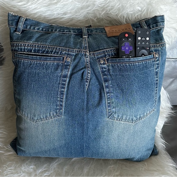 Trendy Jean cushion - Picture 5 of 8